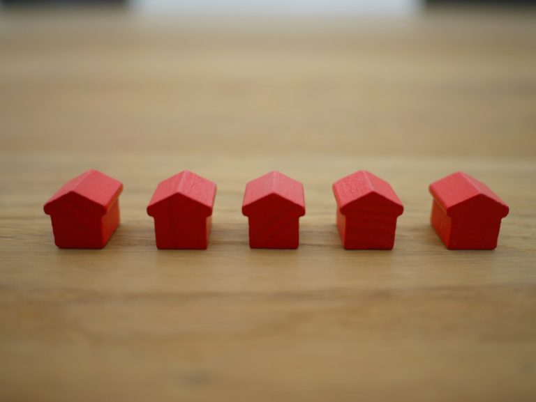 assurez votre maison avec une couverture fiable et adaptée à vos besoins. trouvez la meilleure assurance habitation pour protéger votre logement et vos biens.