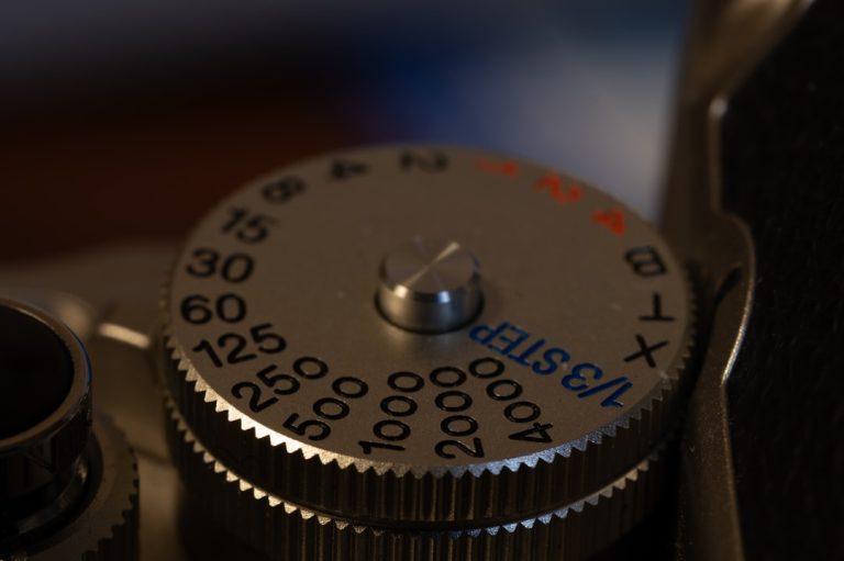 découvrez comment configurer manuellement vos appareils pour un contrôle précis et personnalisé grâce à nos guides détaillés sur les réglages manuels.